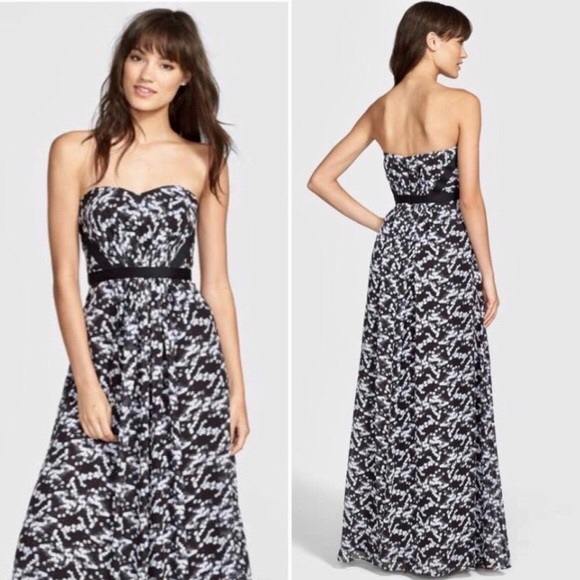 Adrianna Papell Dresses & Skirts - Hailey Adrianna Papell Dress Full Length Strapless